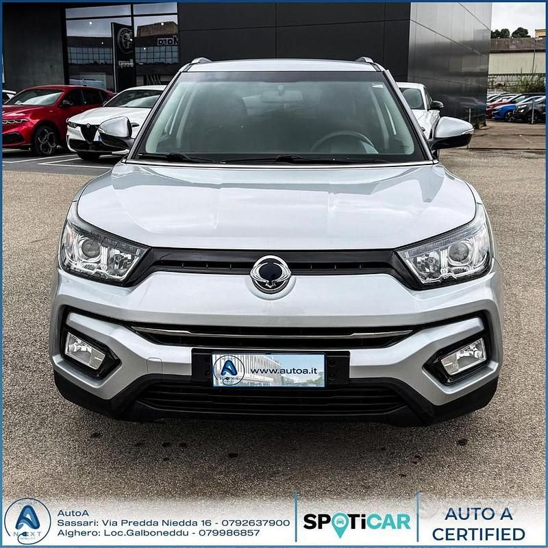 Usata SsangYong Tivoli 116 CV (85 kW) 2018 Grigio SUV