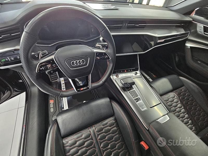 Usata Audi RS6 600 CV (441 kW) 2022 Nero Station wagon