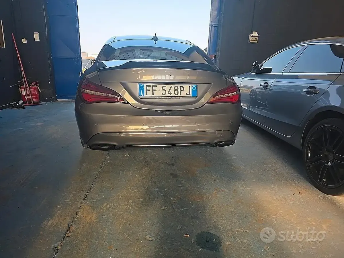 Usata Mercedes CLA200 136 CV (100 kW) 2016 Grigio Coupé