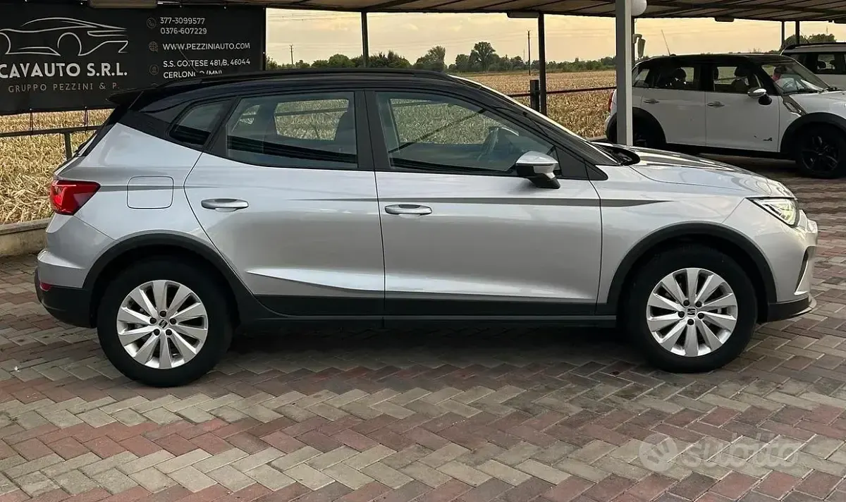Usata Seat Arona Style 110 CV (80 kW) 2022 Grigio SUV
