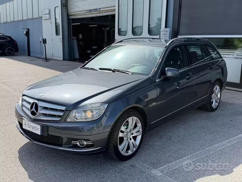 Second-hand Mercedes C220 Avantgarde 170 CP (125 kW) 2011 Gri Break