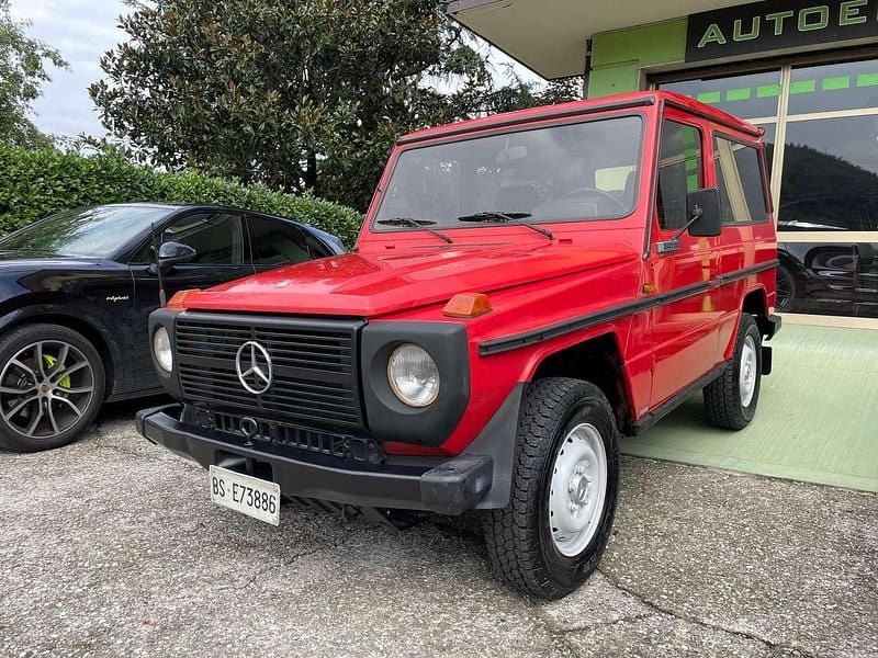 Usado Mercedes G240 72 CV (52 kW) 1981 Rojo SUV