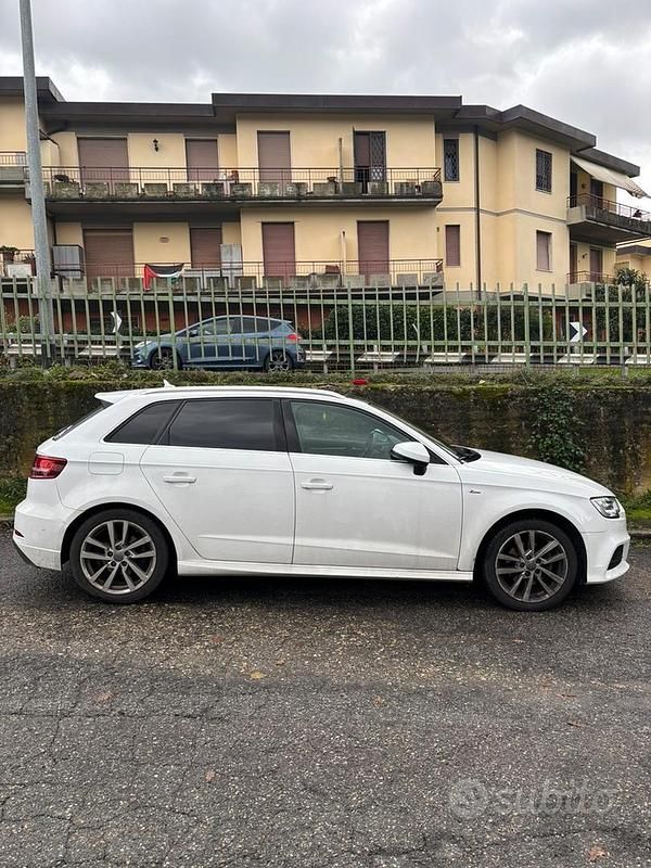 Usata Audi A3 S-Line 150 CV (110 kW) 2017 Bianco Berlina