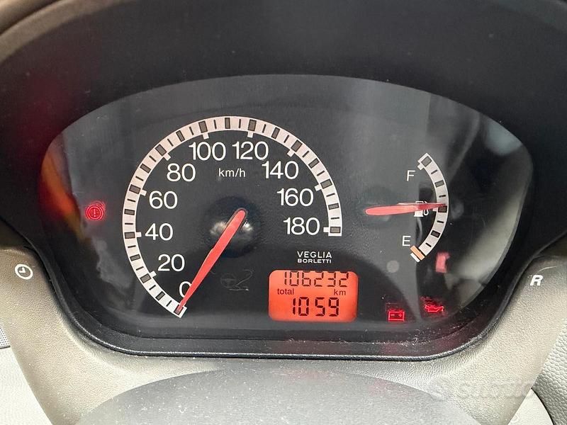 Usata Fiat 1100 2004 Giallo Utilitaria