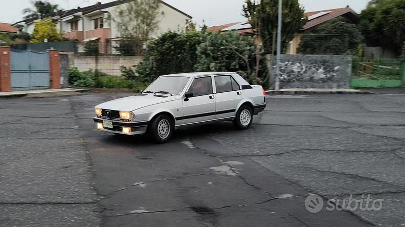 Usata 1985 Alfa Romeo Giulietta Due volumi | 12.000 € - Immagine 1/4