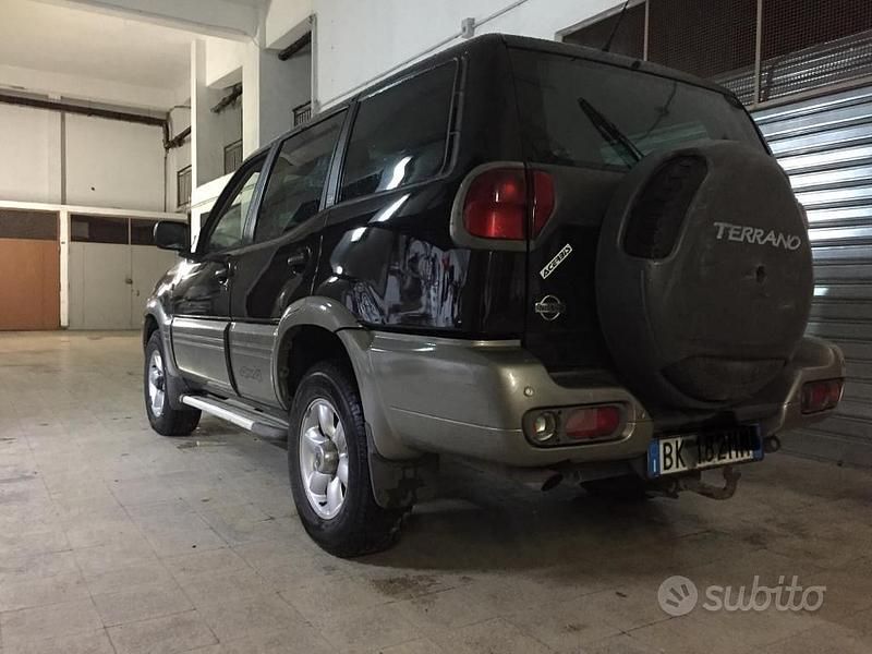 Usata Nissan Terrano 2002 Nero SUV