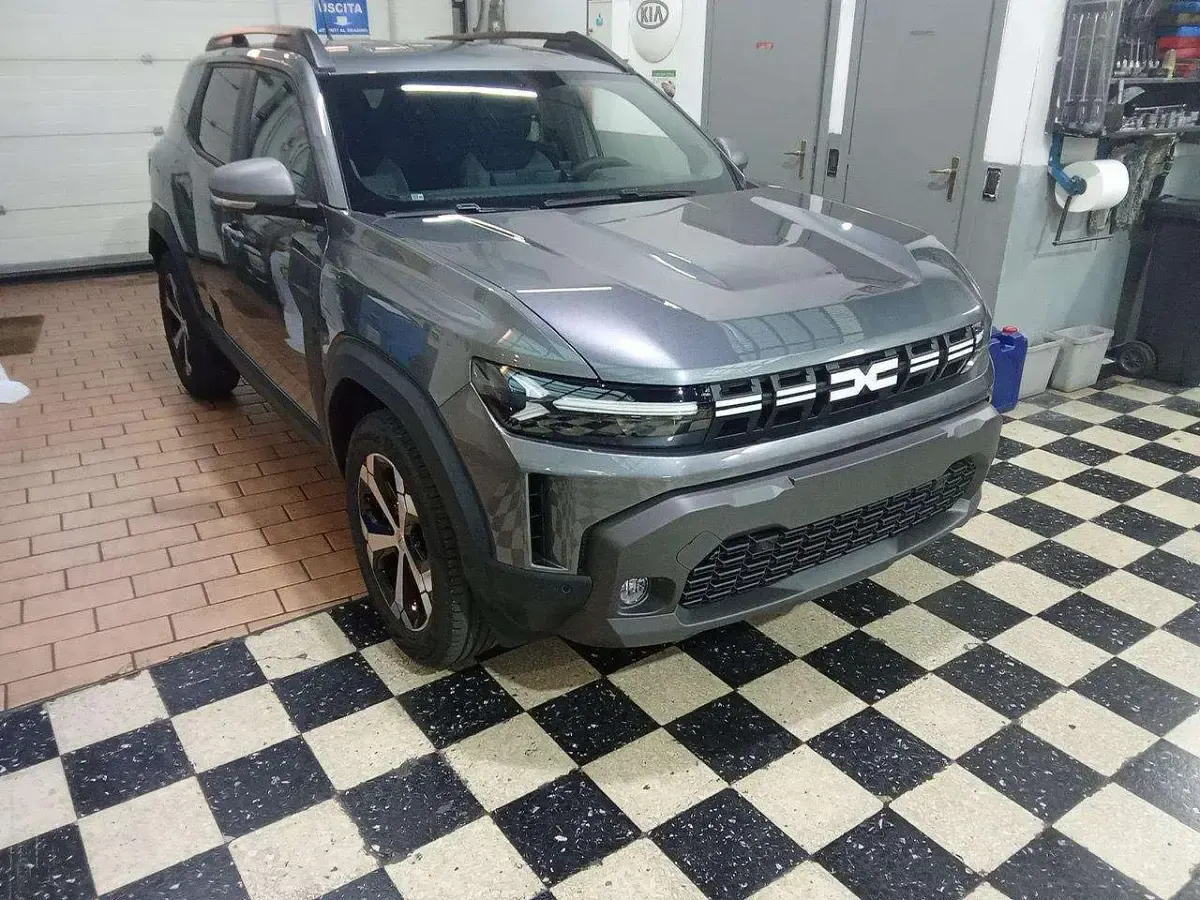 Nuova Dacia Duster Journey 122 CV (89 kW) 2026 Grigio schiste SUV