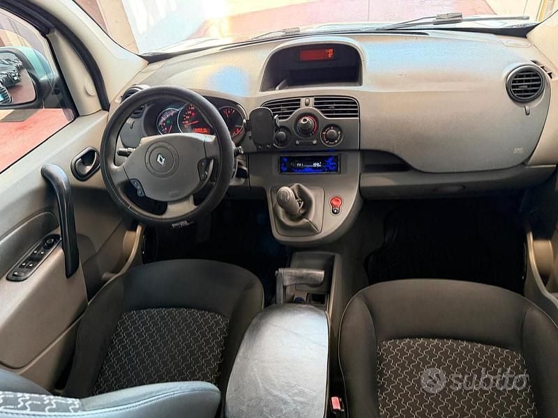 Usata Renault Kangoo Dynamique 85 CV (62 kW) 2008 Blu Monovolume