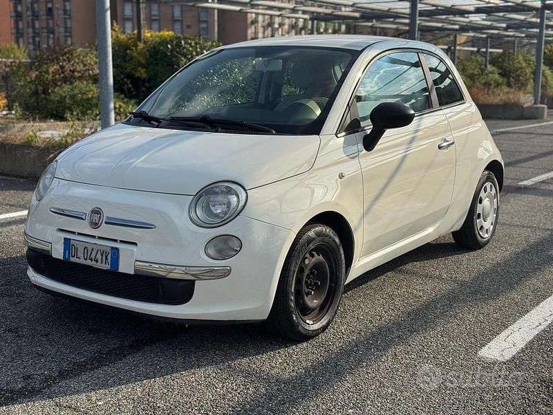 Usata Fiat 500 Lounge 69 CV (50 kW) 2008 Bianco Berlina