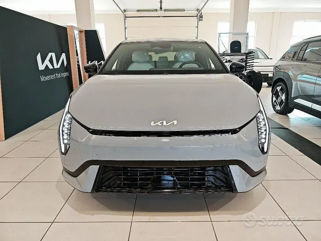 Ny Kia EV4 GT-Line 50 kW (68 HK) 2026 Grå Halvkombi