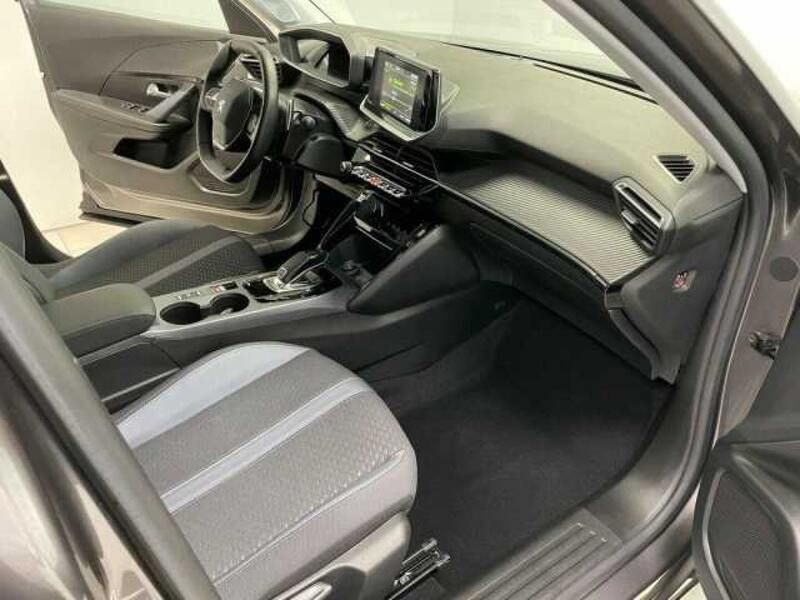 Usata Peugeot 2008 Allure 131 CV (96 kW) 2021 SUV