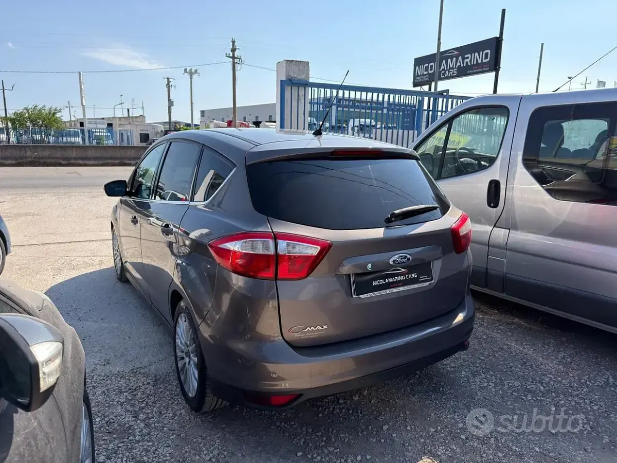Usata Ford C-MAX Titanium 115 CV (84 kW) 2012 Marrone Monovolume