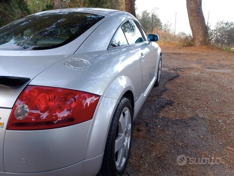 Usata Audi TT 179 CV (131 kW) 2000 Grigio Coupé