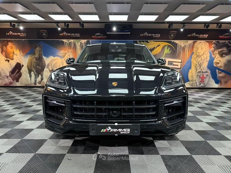 Usata Porsche Cayenne 305 CV (224 kW) 2025 Nero SUV