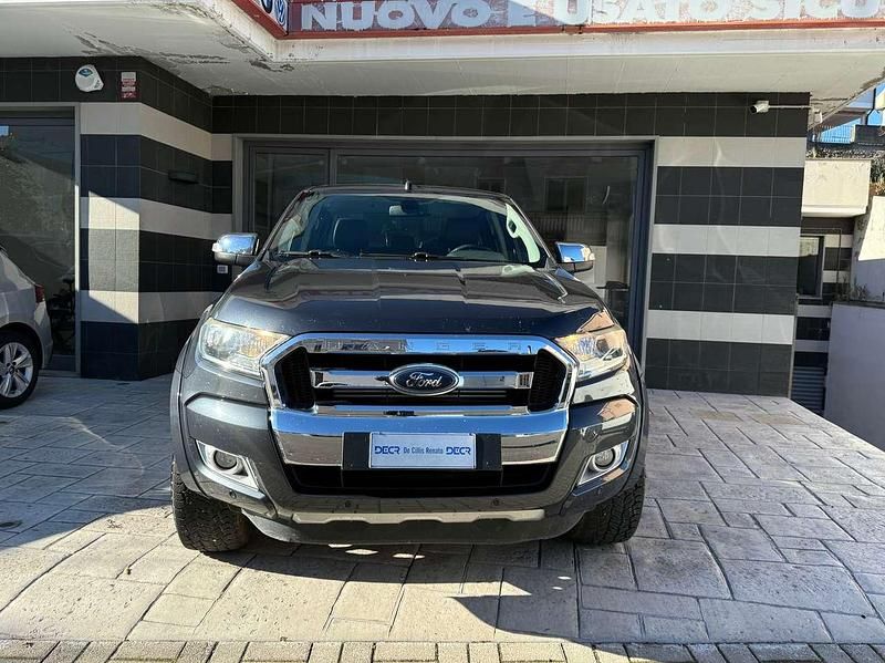 Usata Ford Ranger Limited 160 CV (117 kW) 2016 Grigio Pick-up