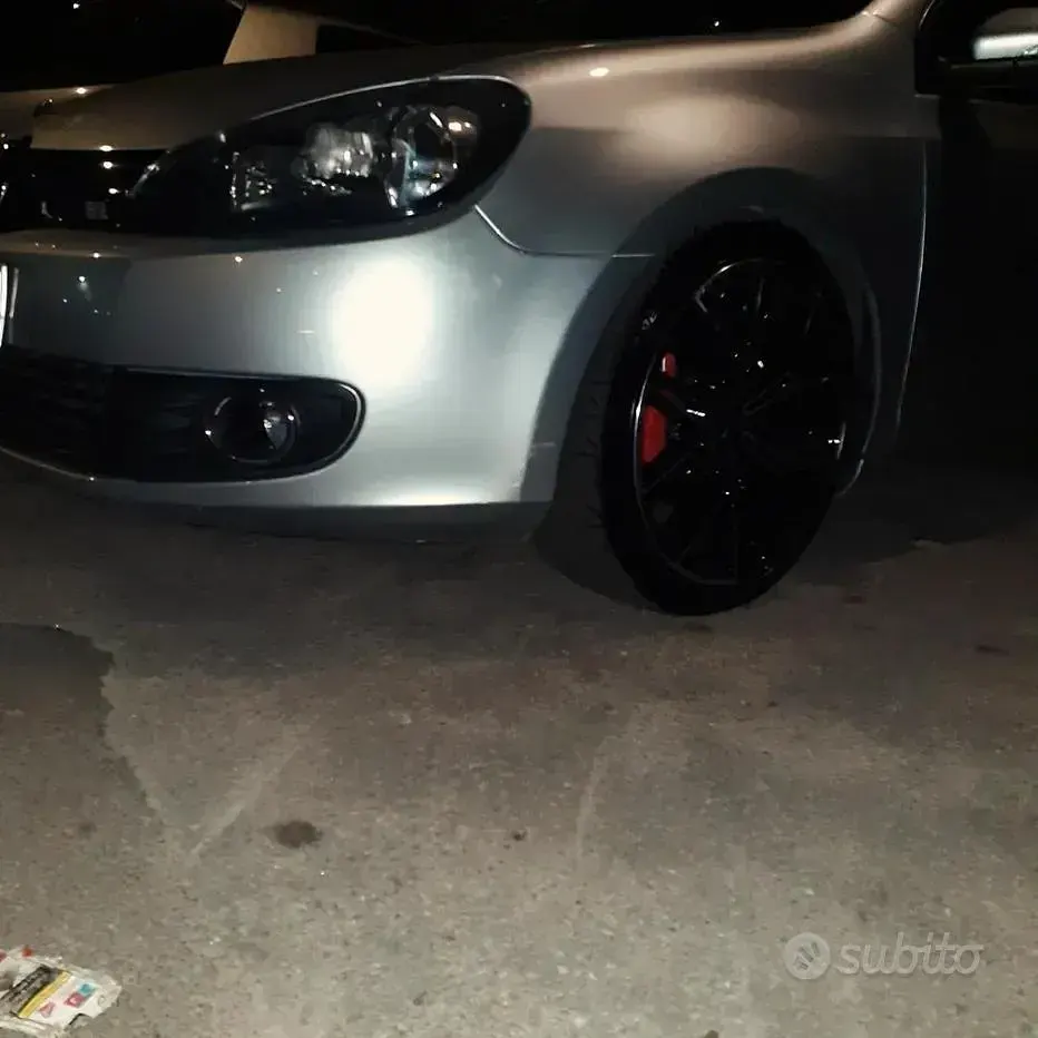 Usata VW Golf VI 140 CV (102 kW) 2010 Grigio Utilitaria