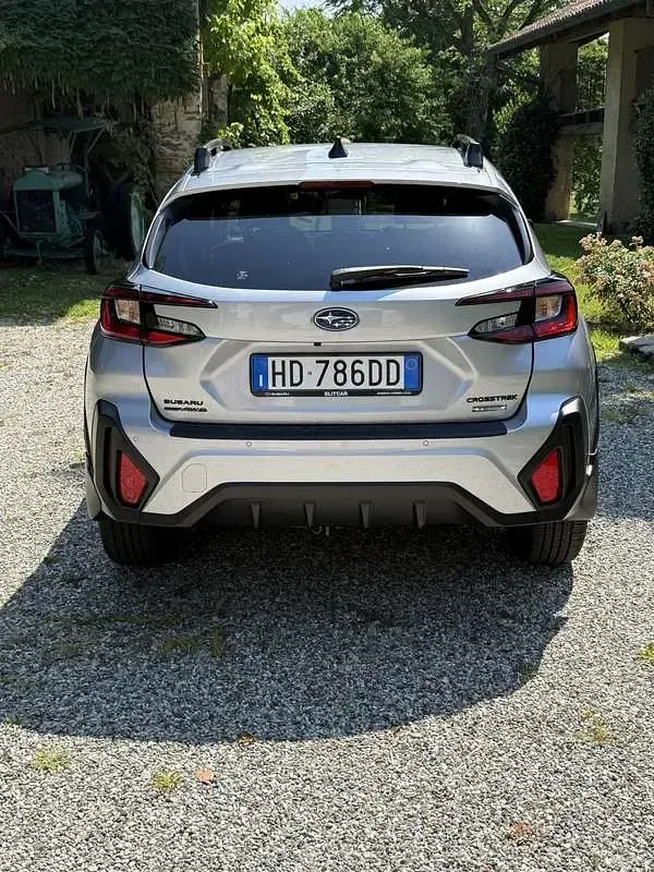 Usata Subaru Crosstrek Style 136 CV (100 kW) 2026 Grigio SUV