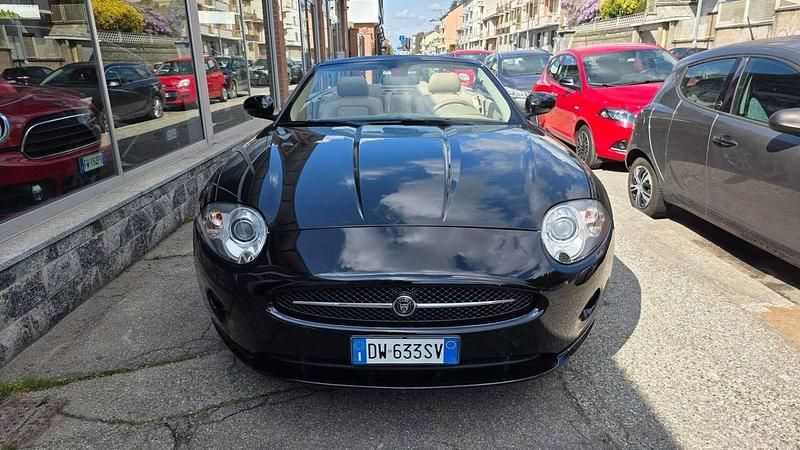 Usata Jaguar XK 256 CV (188 kW) 2009 Nero Cabrio
