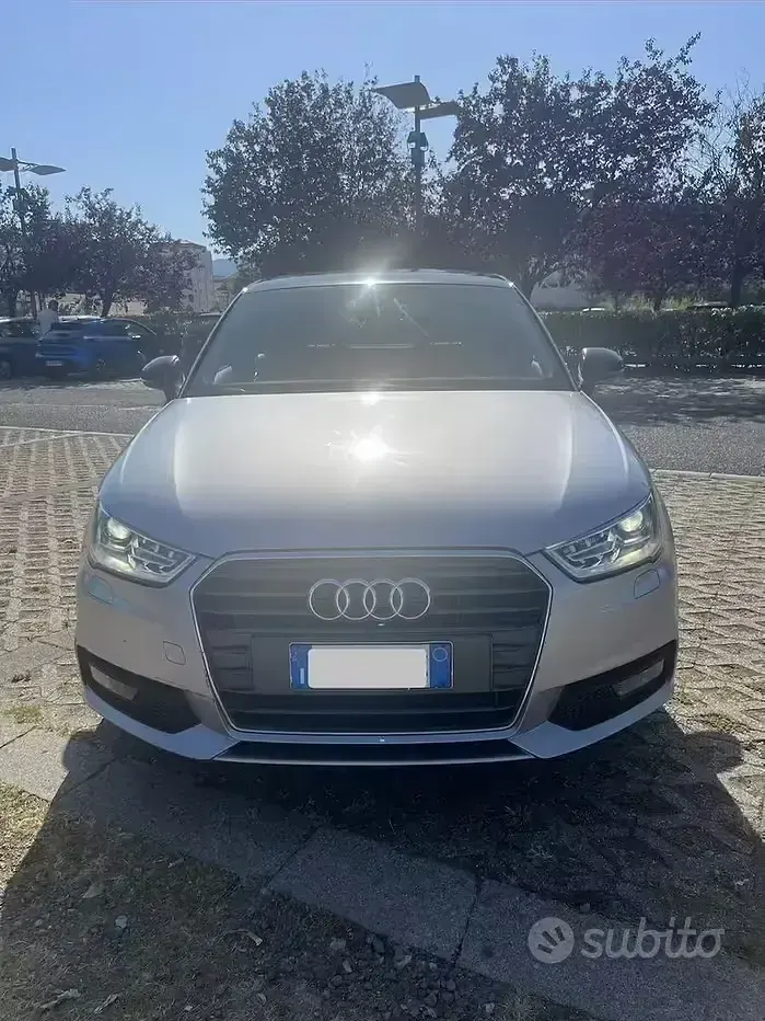 Usata Audi A1 Sportback 90 CV (66 kW) 2015 Grigio Utilitaria