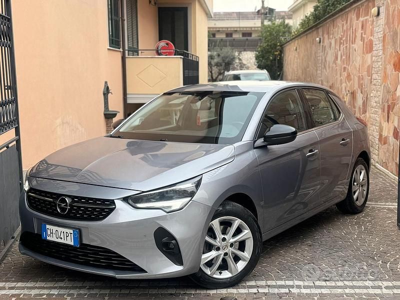 Usata Opel Corsa Elegance 101 CV (74 kW) 2021 Grigio Utilitaria