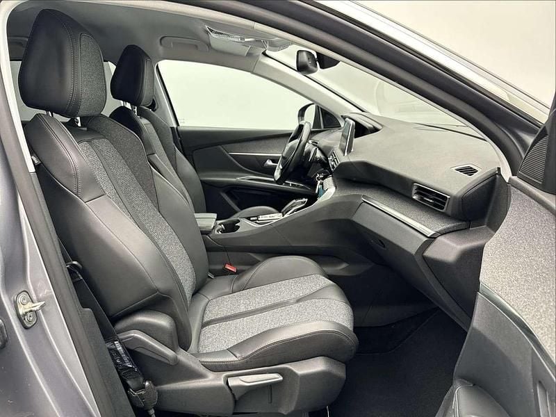 Usata Peugeot 5008 Allure 131 CV (96 kW) 2020 Grigio SUV