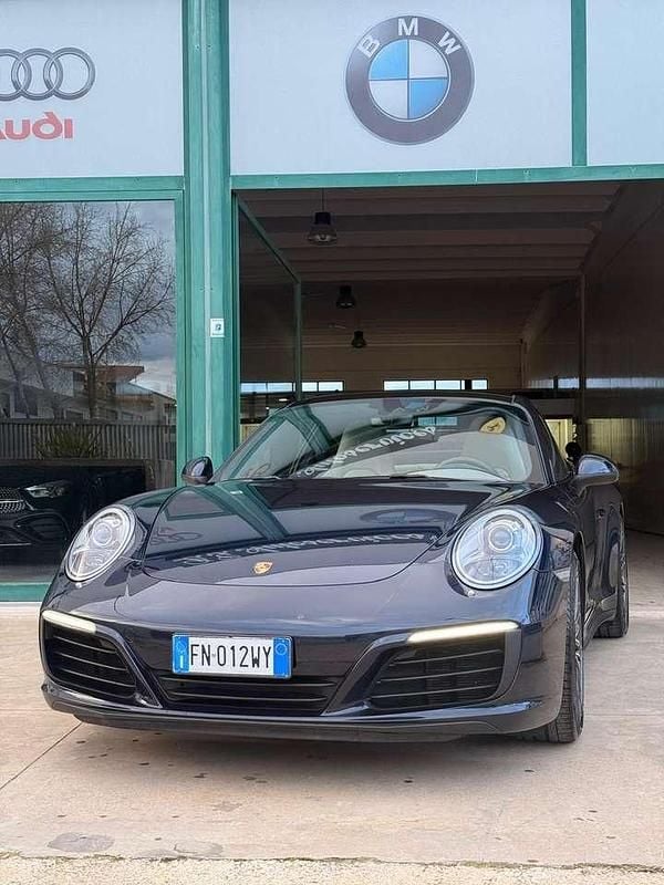 Usata Porsche 911 Carrera 4 370 CV (272 kW) 2018 Blu/azzurro Coupé