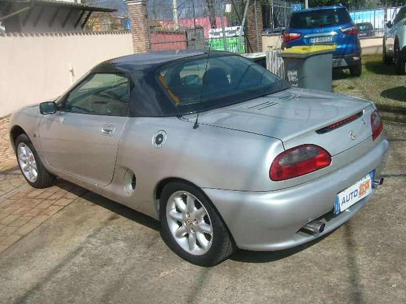 Usata MG F 120 CV (88 kW) 2000 Grigio Cabrio