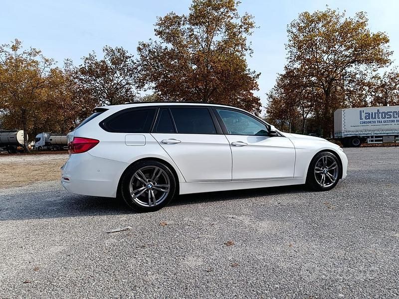 Usata BMW 318 2019 Bianco Station wagon
