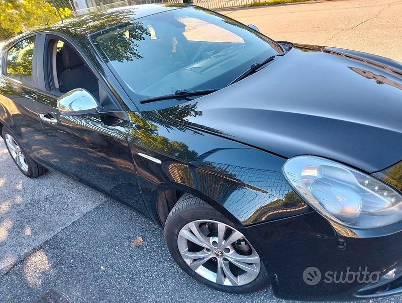 Usata Alfa Romeo Giulietta 120 CV (88 kW) 2015 Nero Utilitaria