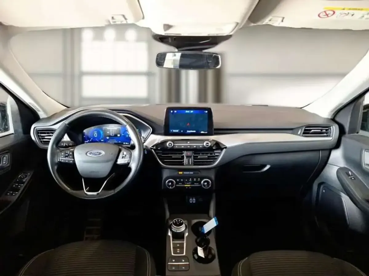 Usata Ford Kuga Business Edition 152 CV (111 kW) 2022 Nero SUV