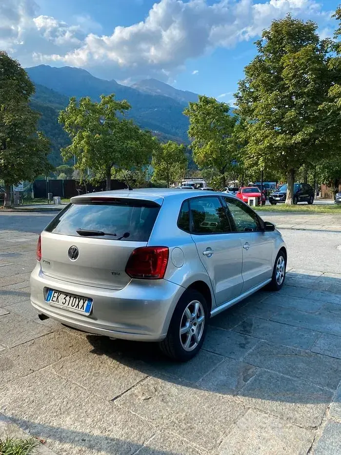 Usata VW Polo 90 CV (66 kW) 2012 Grigio Utilitaria