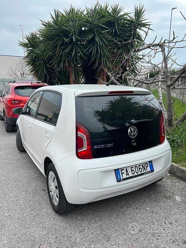 Usata VW up! 2015 Bianco Utilitaria