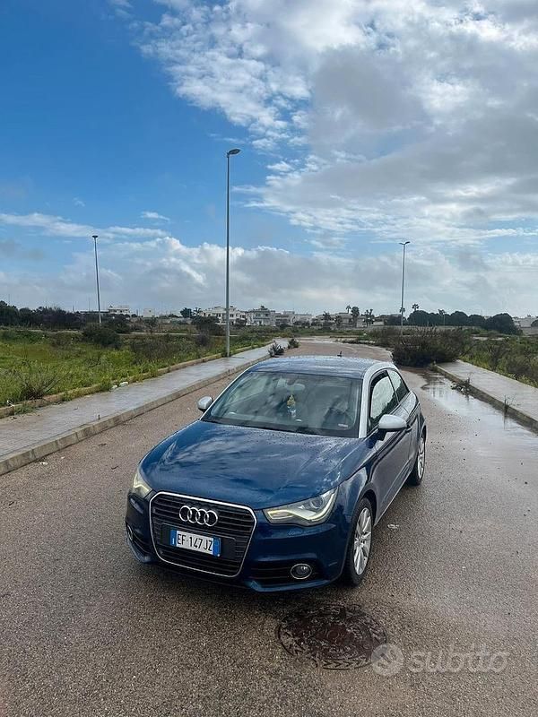 Usata Audi A1 86 CV (63 kW) 2010 Blu Utilitaria