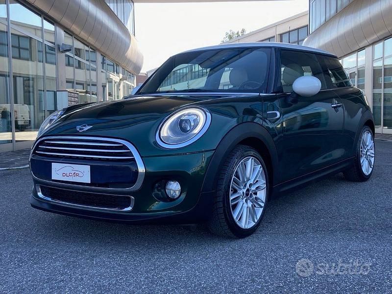 Usata Mini Cooper D 115 CV (84 kW) 2016 Verde Utilitaria