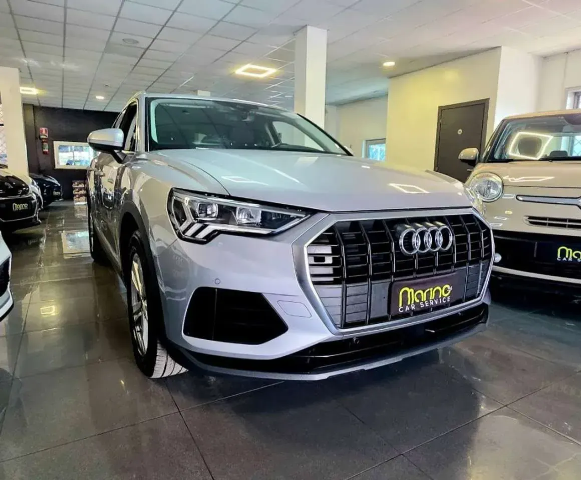 Usata Audi Q3 150 CV (110 kW) 2022 Grigio chiaro SUV