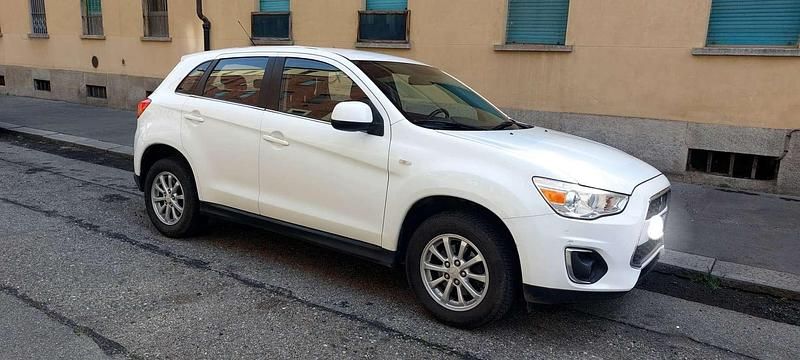 Usata Mitsubishi ASX Invite 116 CV (85 kW) 2014 Bianco SUV