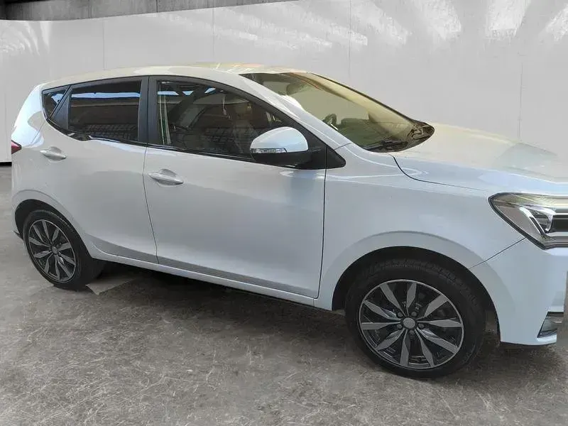 Usata EVO Evo 3 107 CV (78 kW) 2023 Bianco SUV