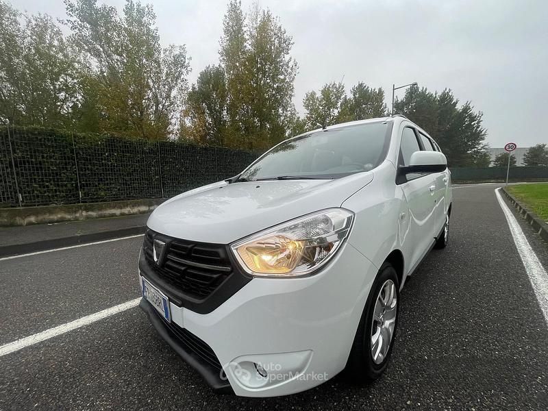 Usata Dacia Lodgy Essentiel 109 CV (80 kW) 2018 Bianco Monovolume