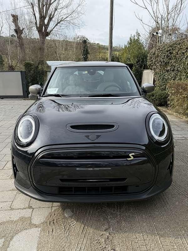 Usata Mini Cooper SE Premium 75 kW (102 CV) 2023 Utilitaria