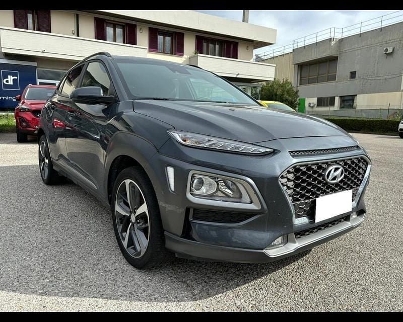 Usata Hyundai Kona XPrime 120 CV (88 kW) 2020 Grigio SUV