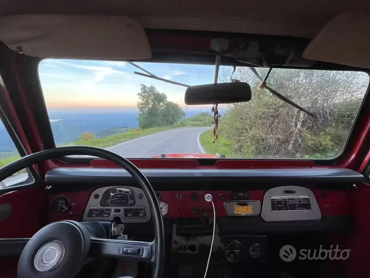 Usata Toyota Land Cruiser 125 CV (91 kW) 1970 Rosso SUV