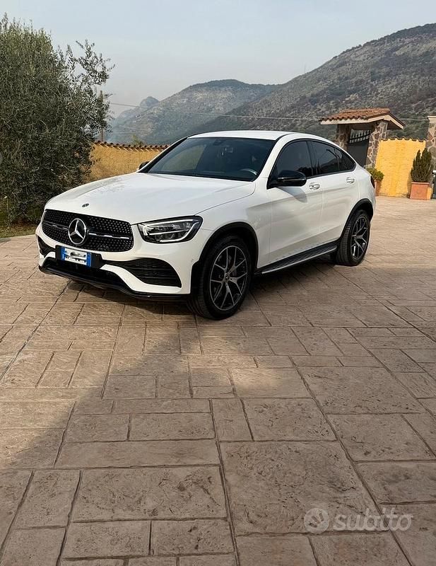 Bianco Usata 2020 Mercedes GLC220 Premium Coupé | 43.900 € (Buon prezzo) - Immagine 1/4