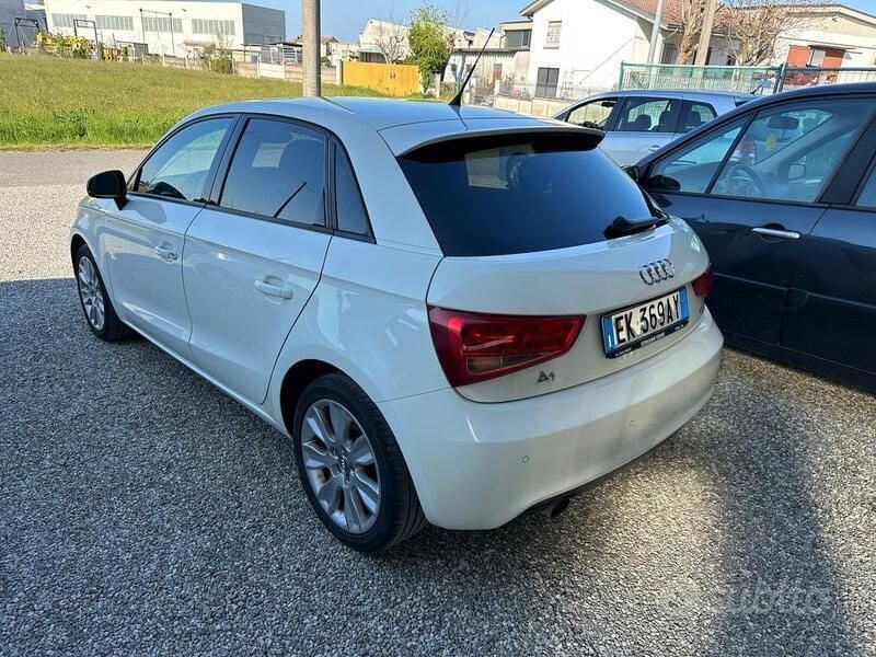 Usata Audi A1 Ambition 86 CV (63 kW) 2012 Bianco Utilitaria