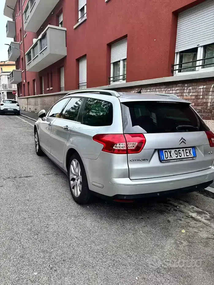 Usata Citroën C5 140 CV (102 kW) 2009 Grigio Station wagon