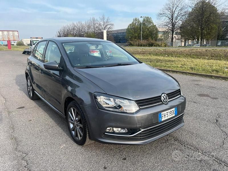 Usata VW Polo Comfortline 90 CV (66 kW) 2017 Grigio Berlina