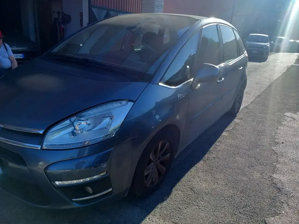 Usata Citroën C4 Picasso Attraction 111 CV (81 kW) 2011 Argento Monovolume