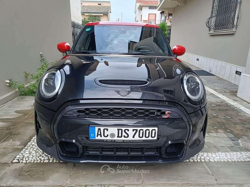 Nero Usata 2023 Mini Cooper Clubman Essential Station wagon | 26.500 € (Buon prezzo) - Immagine 1/4