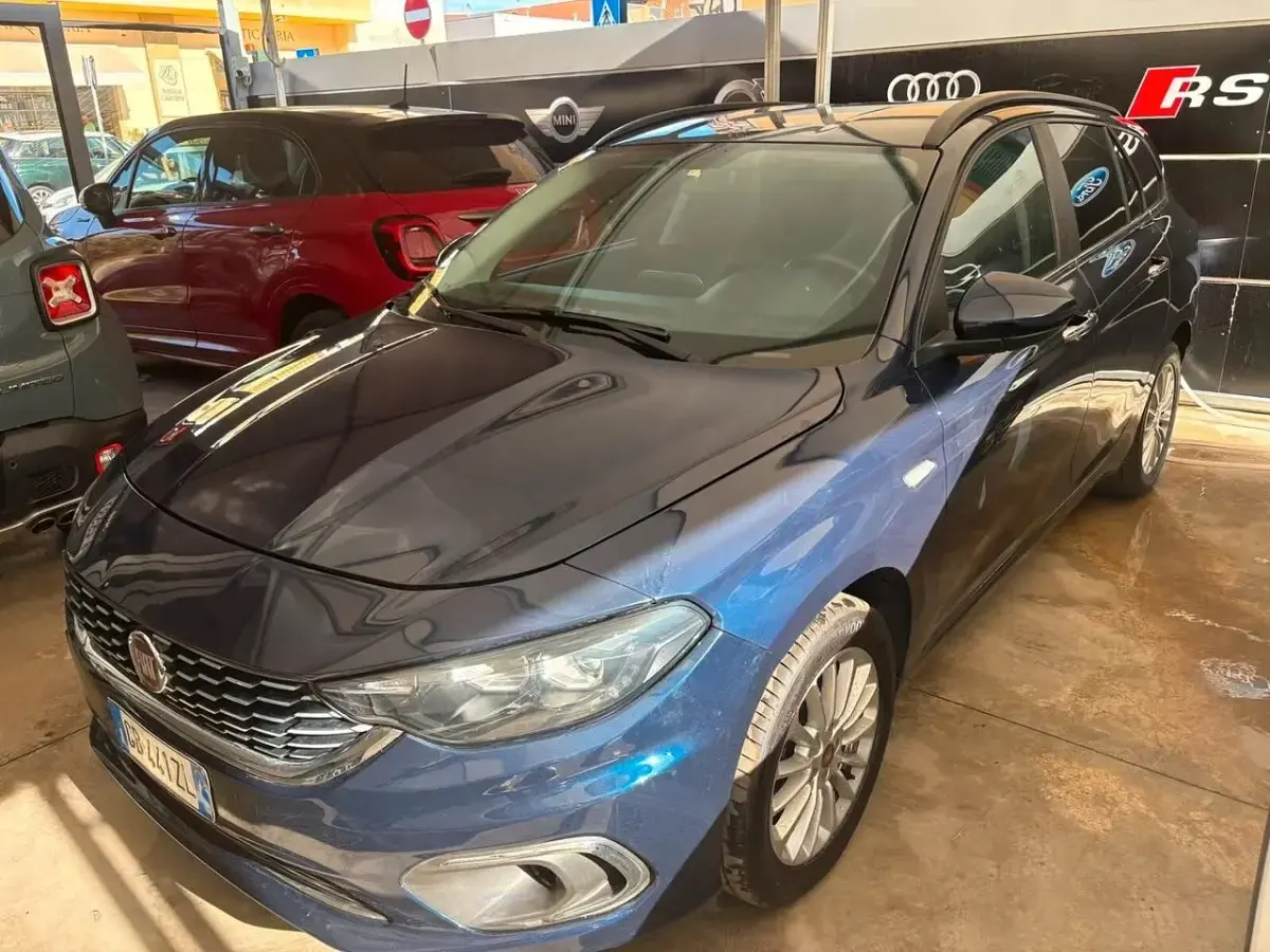 Usata Fiat Tipo Lounge 120 CV (88 kW) 2020 Blu Station wagon