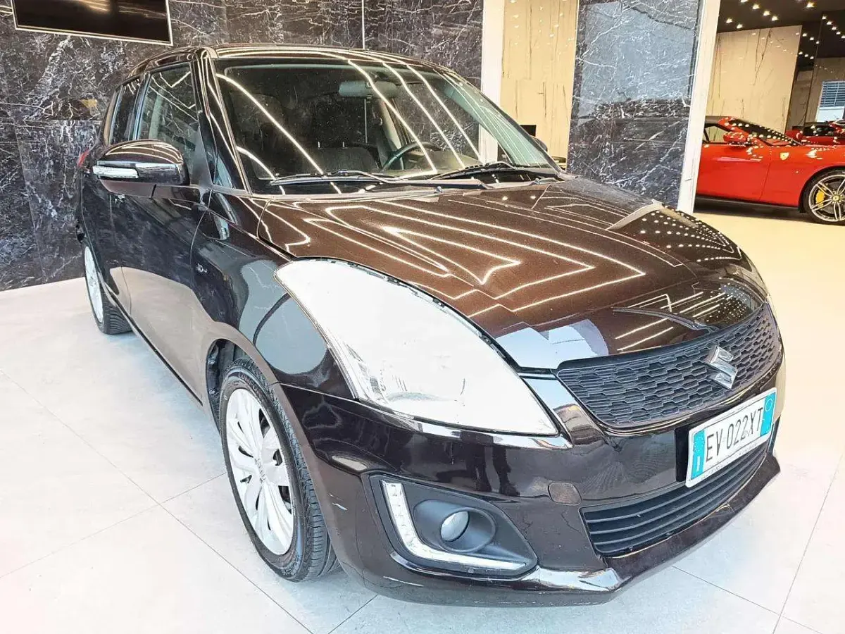 Usata Suzuki Swift Cool 75 CV (55 kW) 2014 Grigio scuro Utilitaria