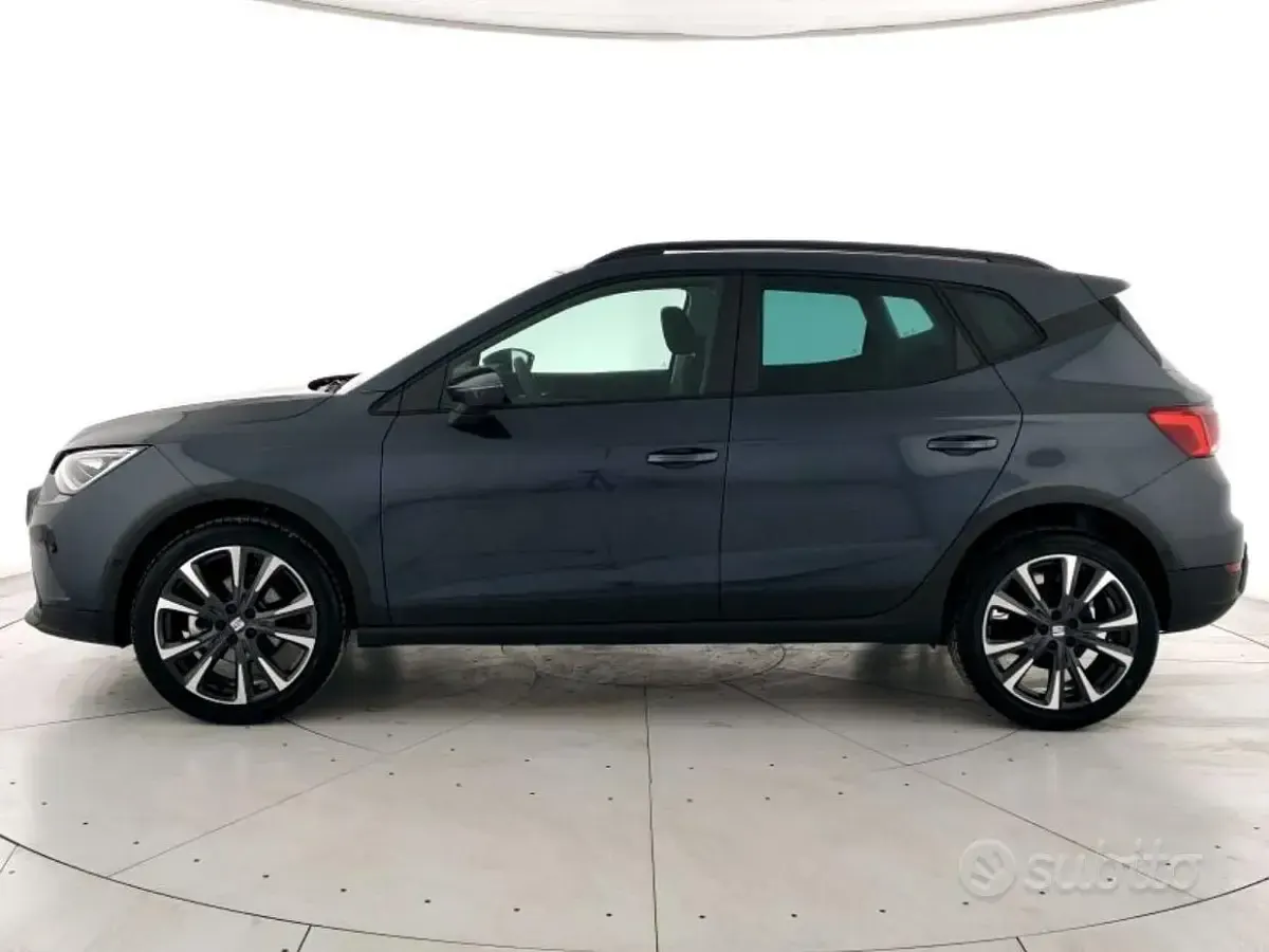 Nuova Seat Arona Black Edition 95 CV (69 kW) 2026 Grigio SUV
